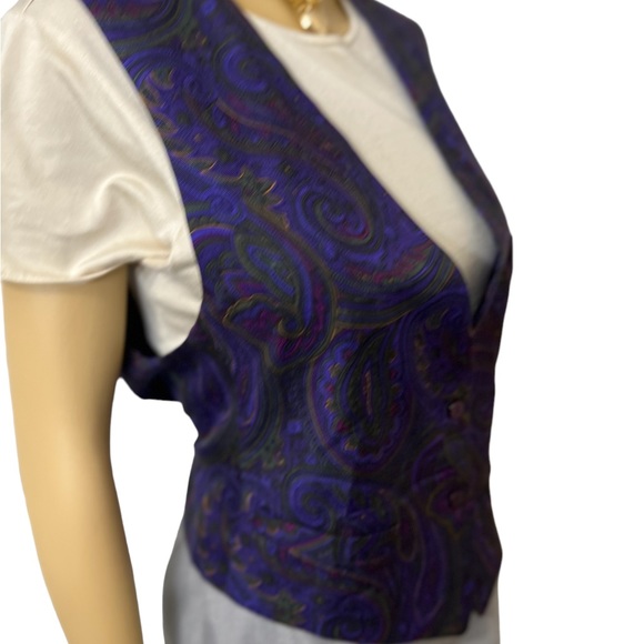 Ellen Tracy Purple Paisley Vest Size 8 Two Button Closure & A Silk Strap In Back - Picture 3 of 9